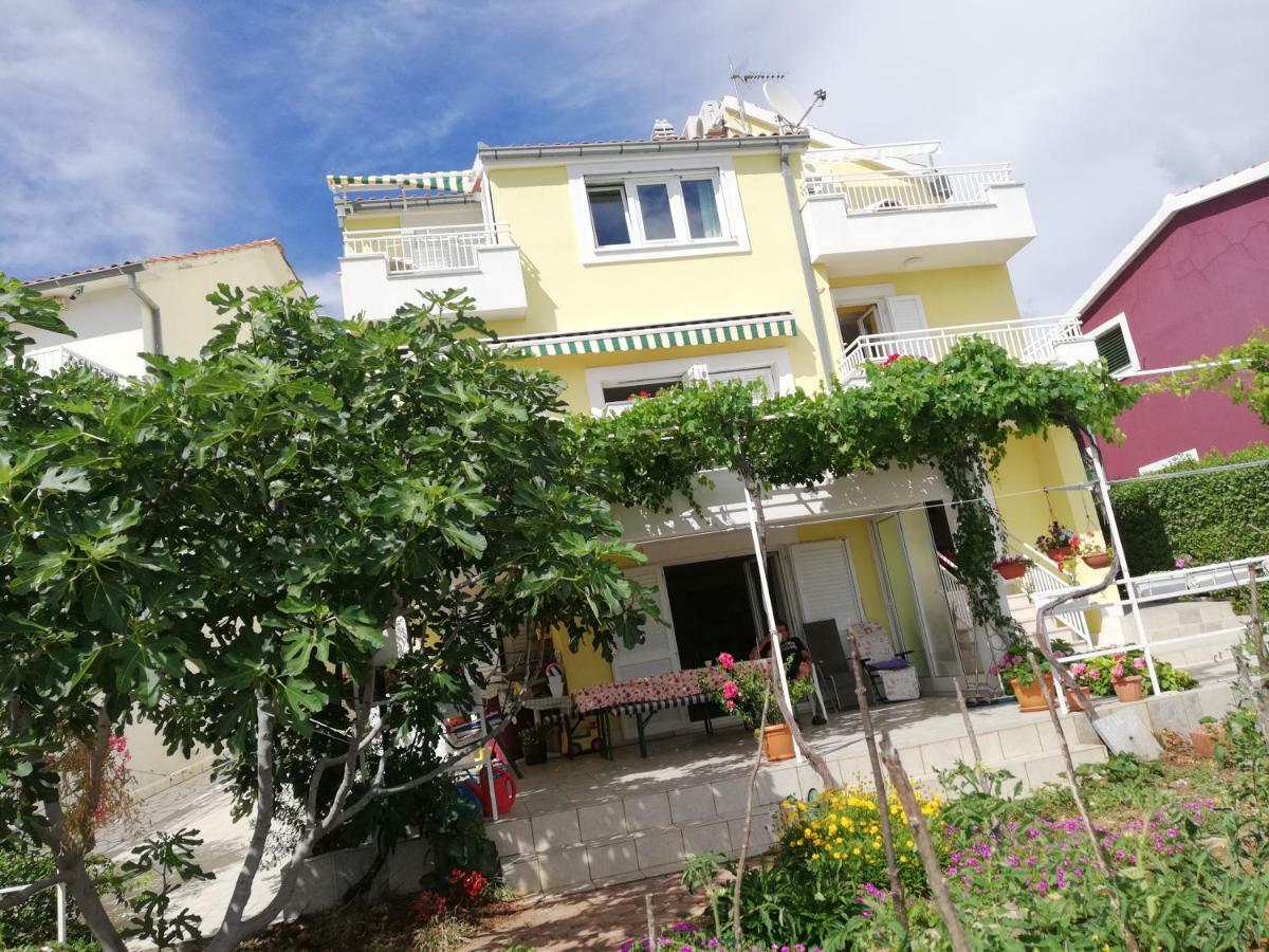 Apartmani Marija Primošten Exterior foto